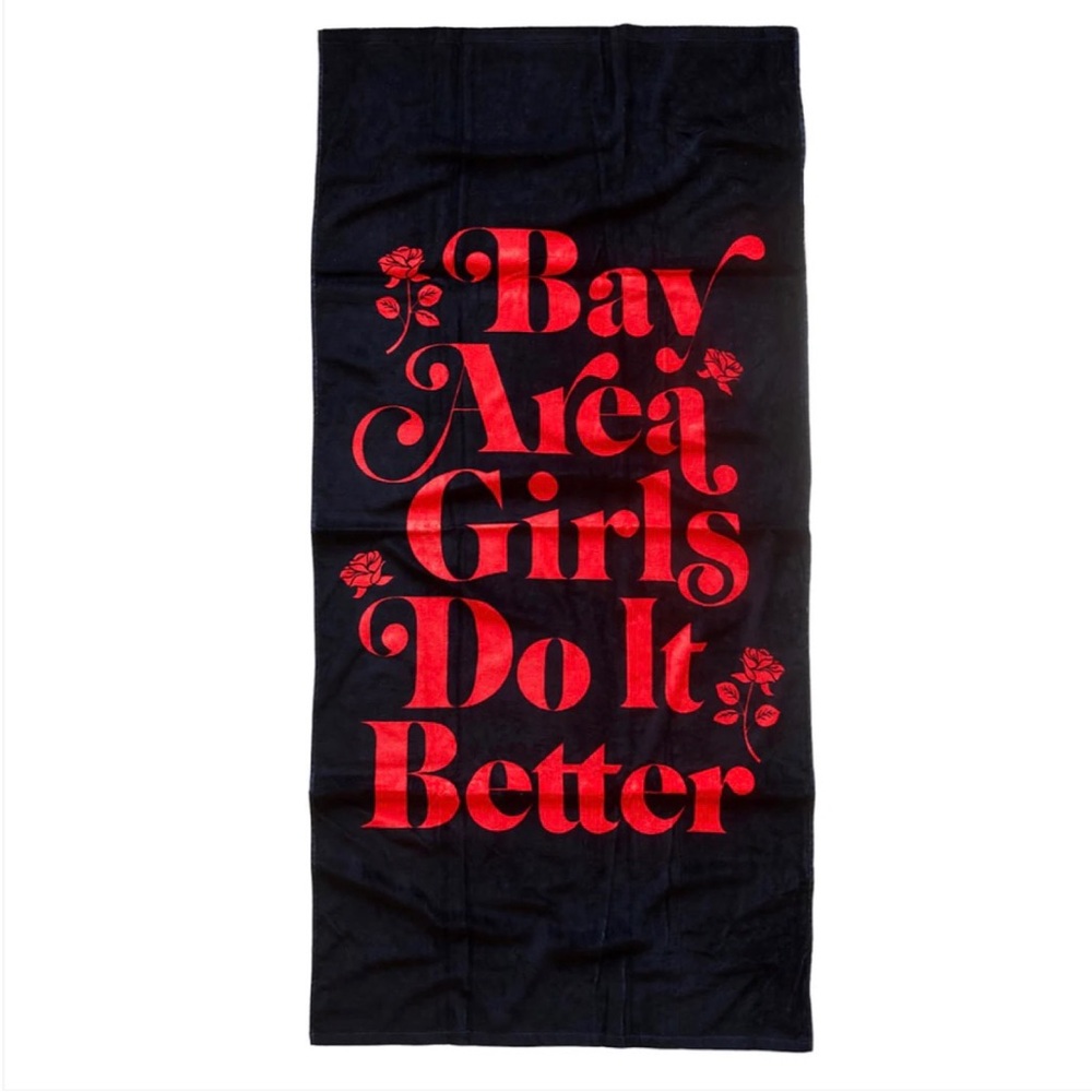 EXTREMELY RARE bay area towel with flowers - Picture 1 of 1
